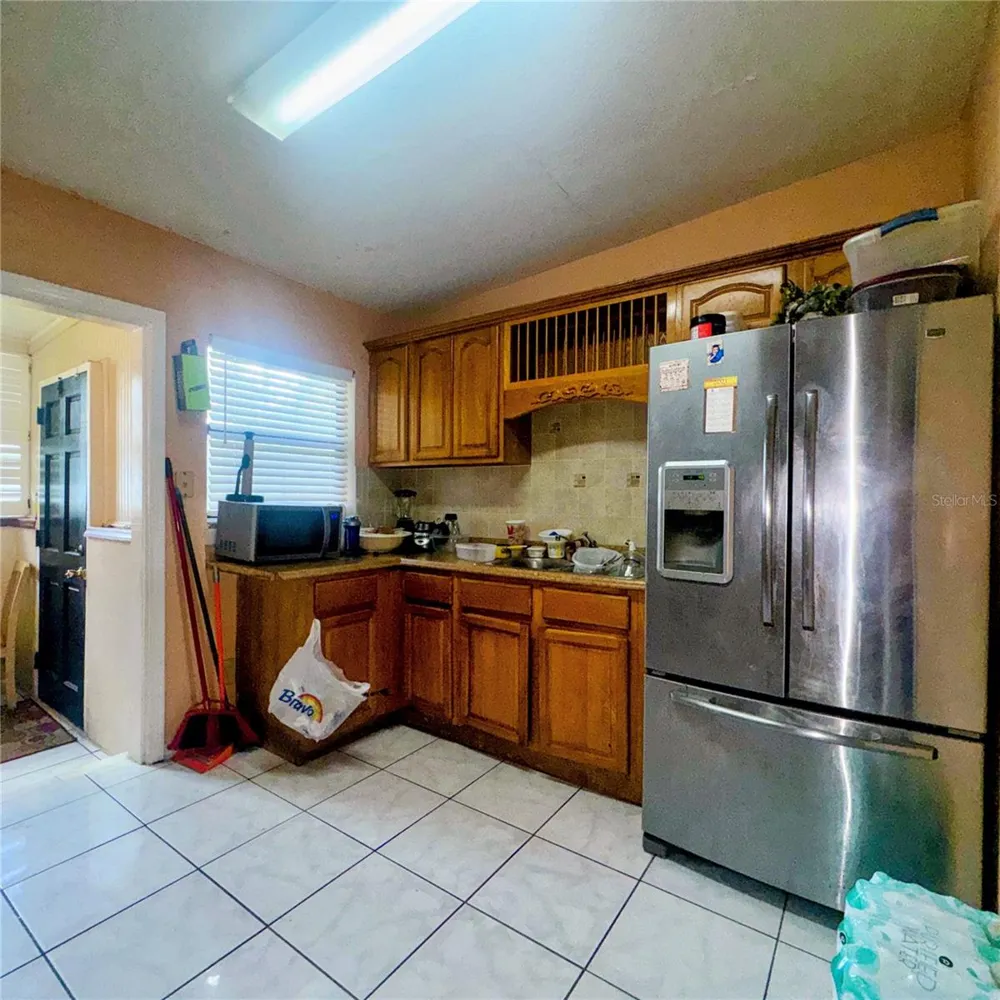 105 DRUID HILLS ROAD Temple Terrace, FL 33617