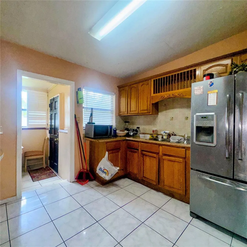 105 DRUID HILLS ROAD Temple Terrace, FL 33617