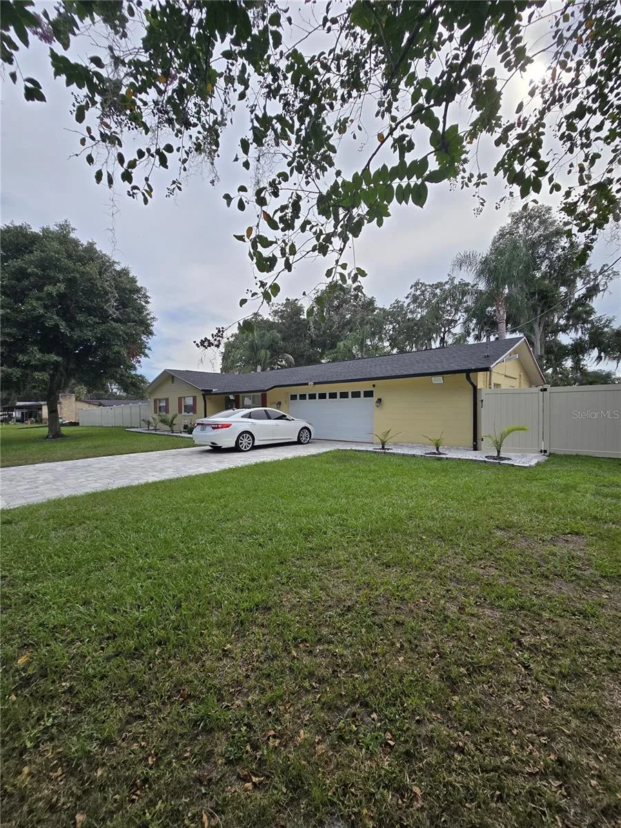 1190 PECAN STREET Kissimmee, FL 34744