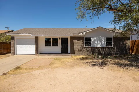 1235 Pecan Street