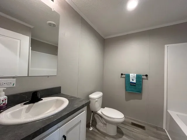 39500 W. Warren Road #144 Canton, MI 48187
