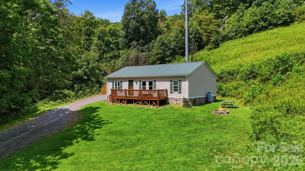 8807 NC Hwy 194 Todd, NC 28684