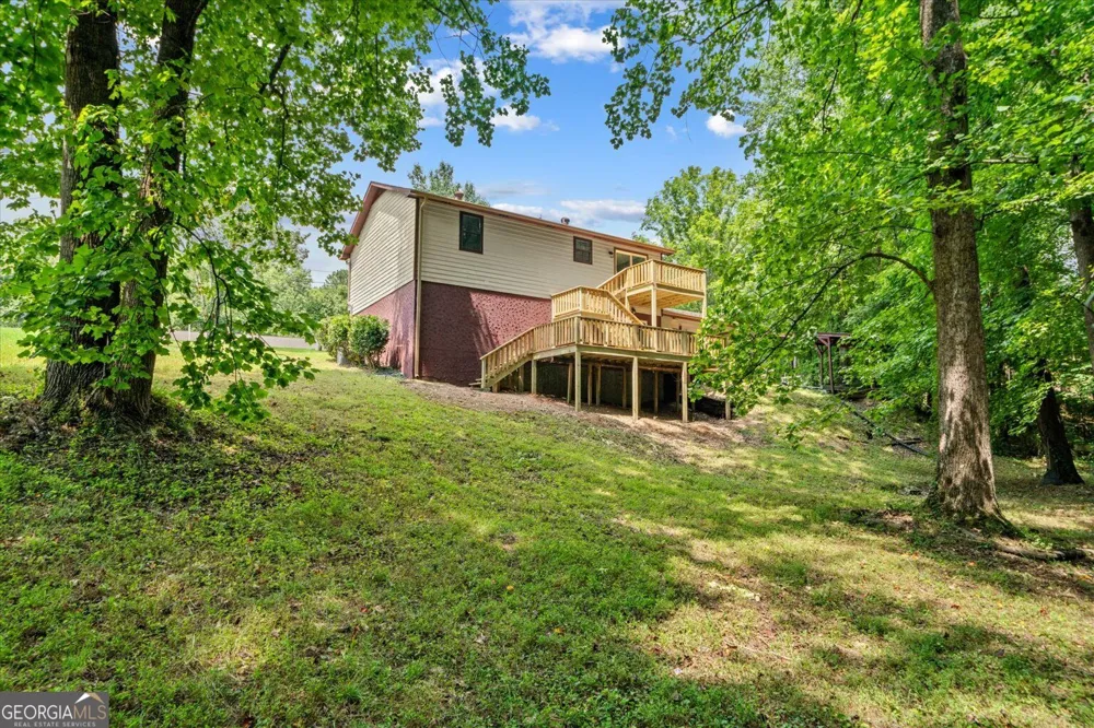 3214 SE Headrick CIR Dalton, GA 30721
