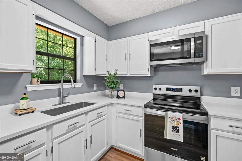 3214 SE Headrick CIR Dalton, GA 30721