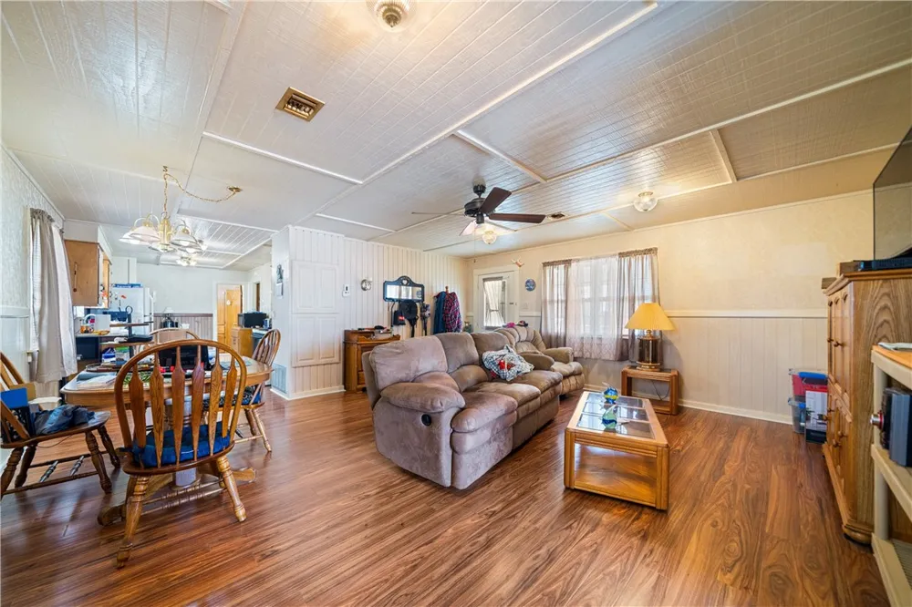 25065 Lakeshore Drive Mathis, TX 78368