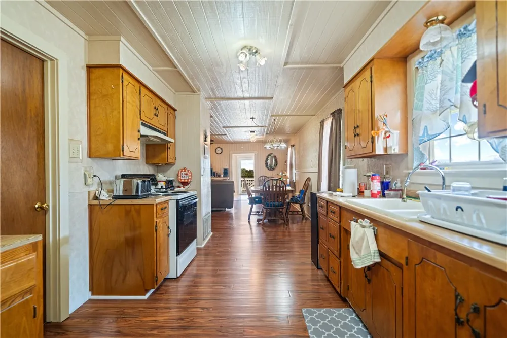 25065 Lakeshore Drive Mathis, TX 78368