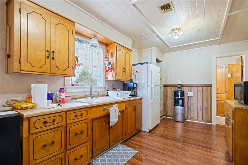 25065 Lakeshore Drive Mathis, TX 78368