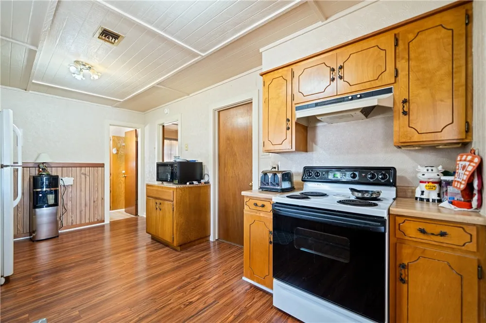 25065 Lakeshore Drive Mathis, TX 78368