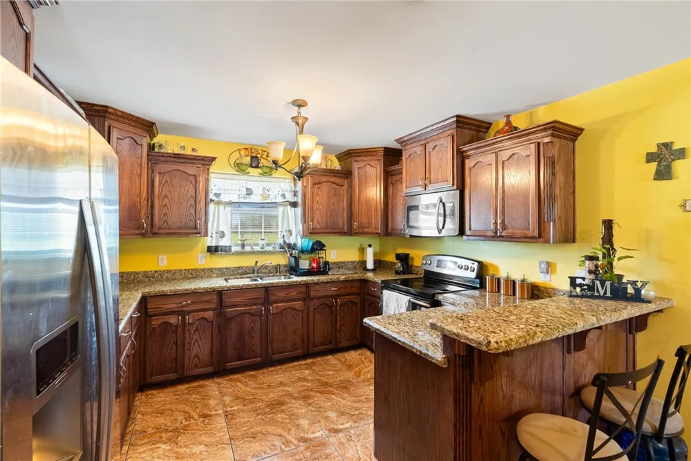 417 County Road 1341 Alice, TX 78332