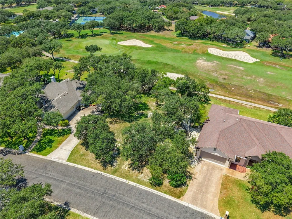 124 Peachtree Drive Rockport, TX 78382