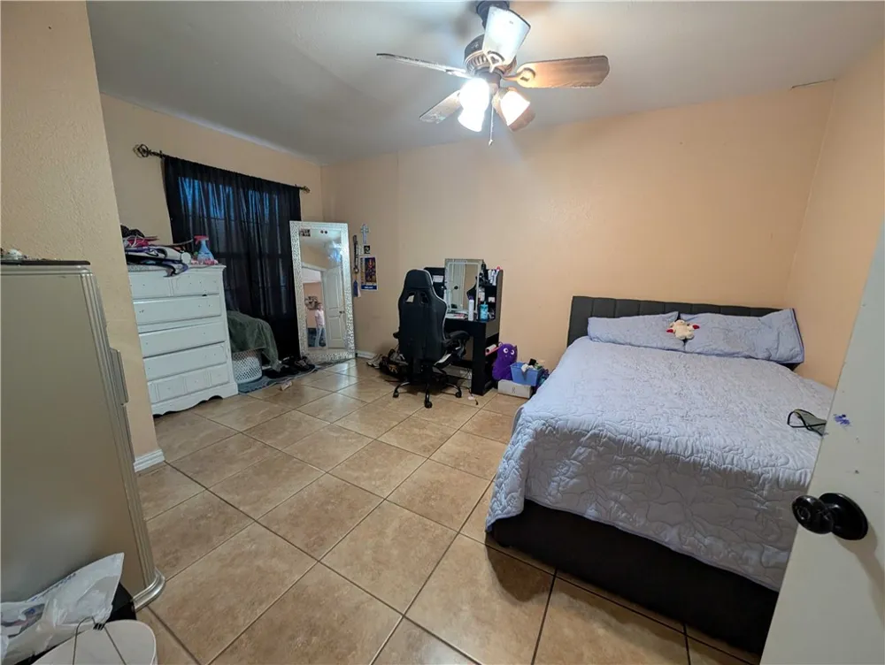 331 E Henrietta Avenue Kingsville, TX 78363