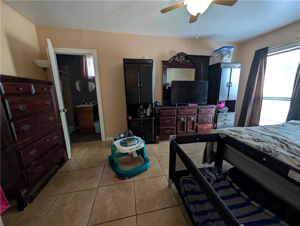 331 E Henrietta Avenue Kingsville, TX 78363