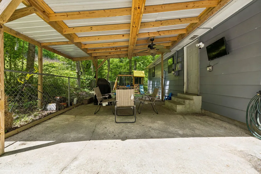 308 Coleman Road Soddy Daisy, TN 37379