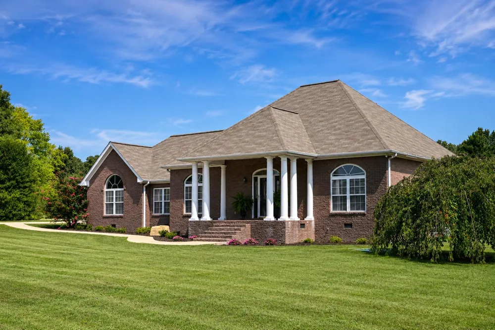 586 Sunset Drive Ider, AL 35981