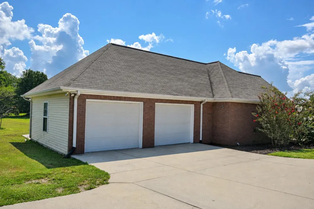 586 Sunset Drive Ider, AL 35981