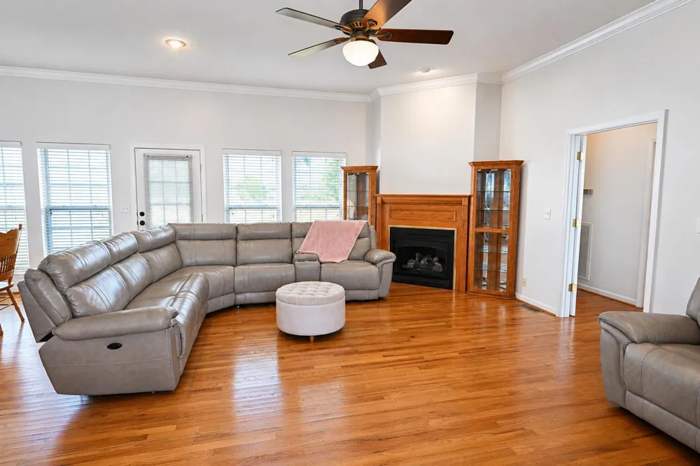 586 Sunset Drive Ider, AL 35981