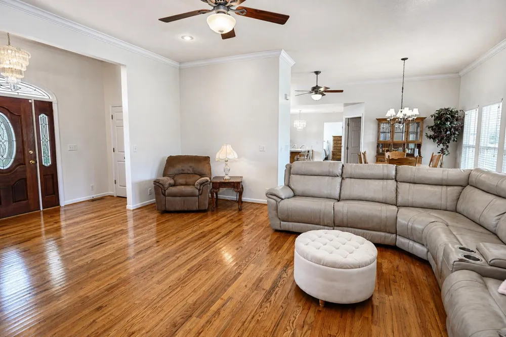 586 Sunset Drive Ider, AL 35981