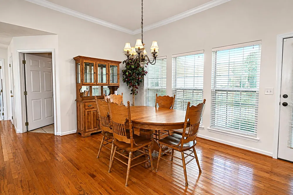 586 Sunset Drive Ider, AL 35981