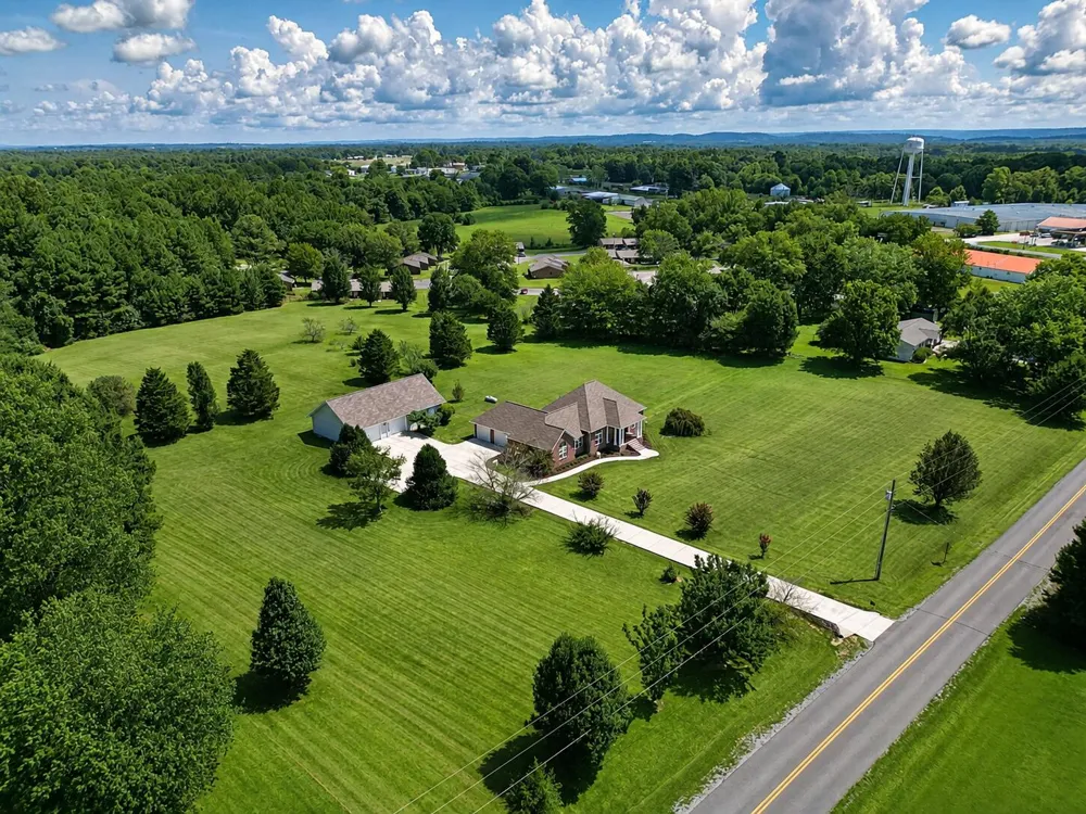 586 Sunset Drive Ider, AL 35981