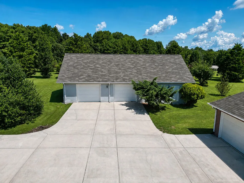 586 Sunset Drive Ider, AL 35981