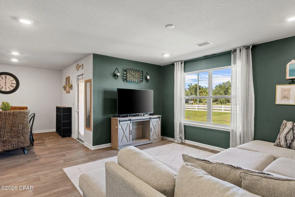 251 Ryder Lane Panama City, FL 32404