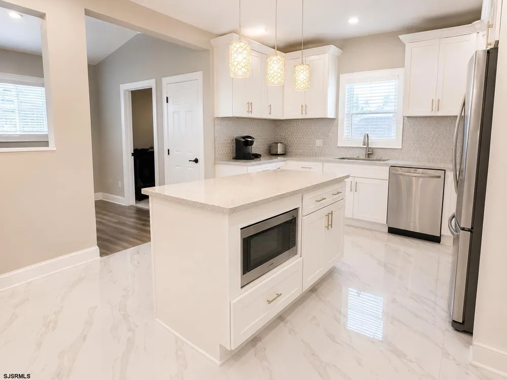 202 Palermo Ave Egg Harbor Township, NJ 08234