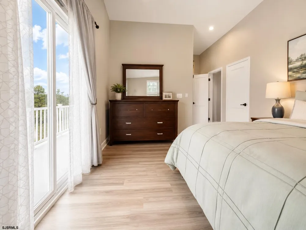 202 Palermo Ave Egg Harbor Township, NJ 08234