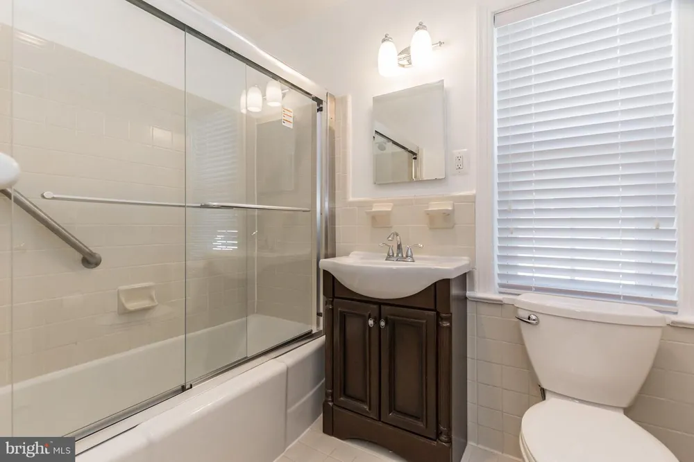 2409 ARLINGTON BOULEVARD #101 Arlington, VA 22201