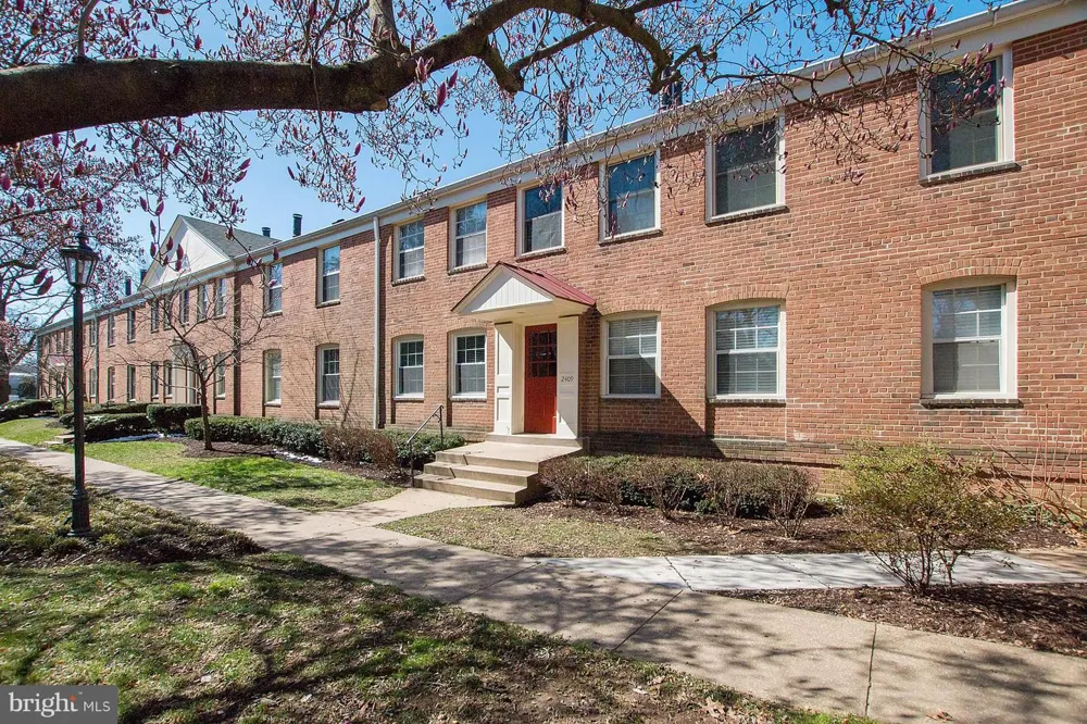 2409 ARLINGTON BOULEVARD #101 Arlington, VA 22201