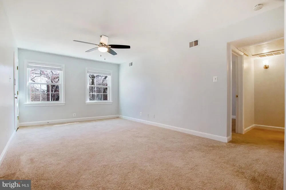 2409 ARLINGTON BOULEVARD #101 Arlington, VA 22201
