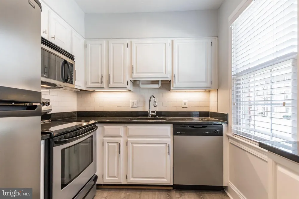 2409 ARLINGTON BOULEVARD #101 Arlington, VA 22201