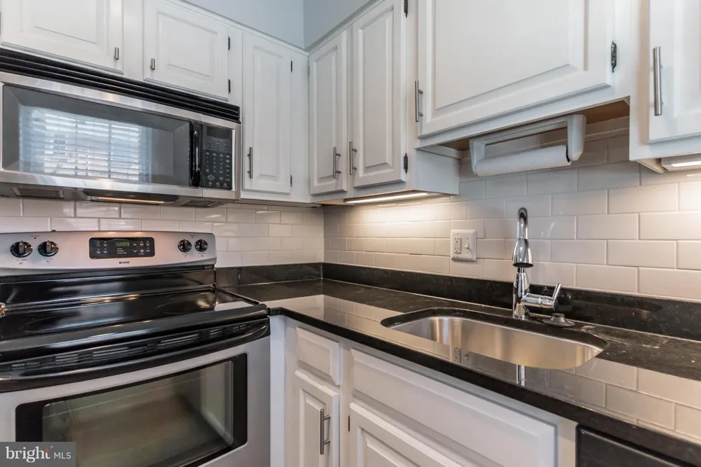 2409 ARLINGTON BOULEVARD #101 Arlington, VA 22201