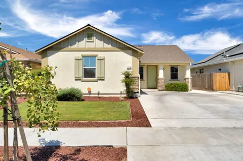 1316 Greenbrier Drive