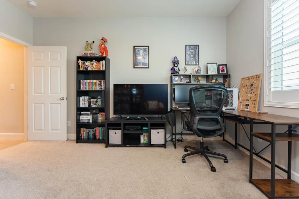 1593 W Date Avenue Porterville, CA 93257