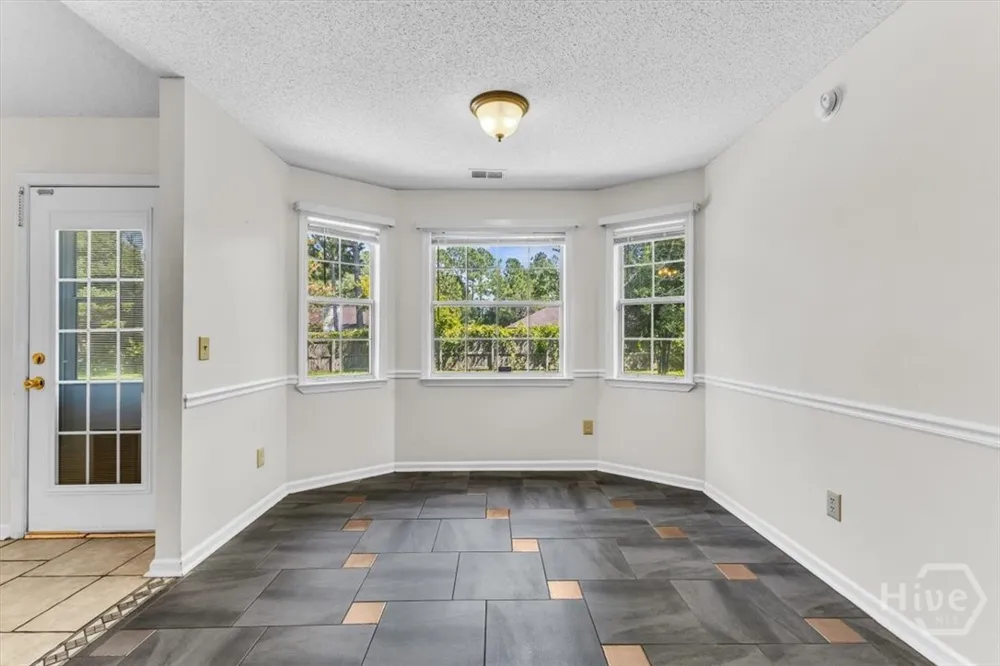 1936 Heathrow Drive Hinesville, GA 31313