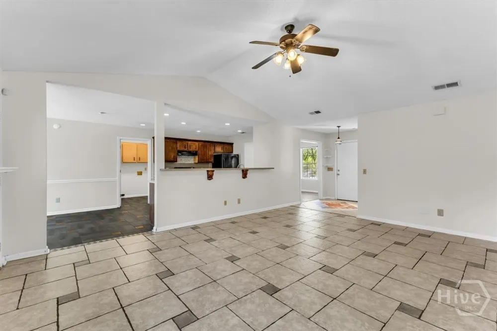 1936 Heathrow Drive Hinesville, GA 31313