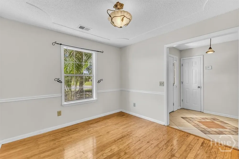 1936 Heathrow Drive Hinesville, GA 31313