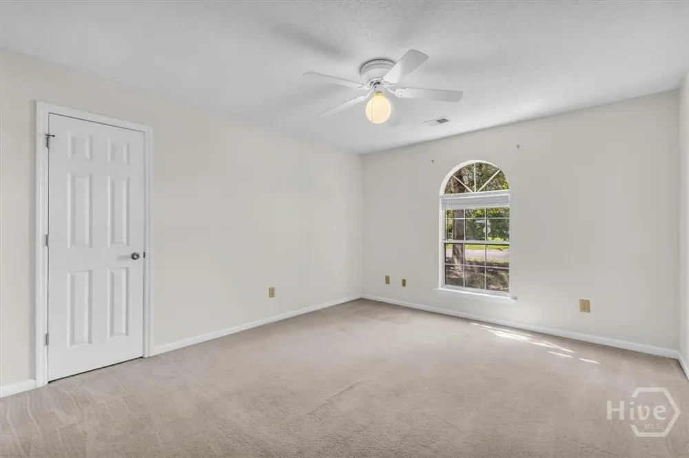 1936 Heathrow Drive Hinesville, GA 31313