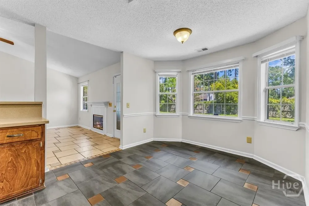 1936 Heathrow Drive Hinesville, GA 31313