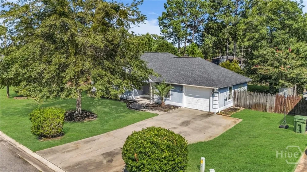1936 Heathrow Drive Hinesville, GA 31313