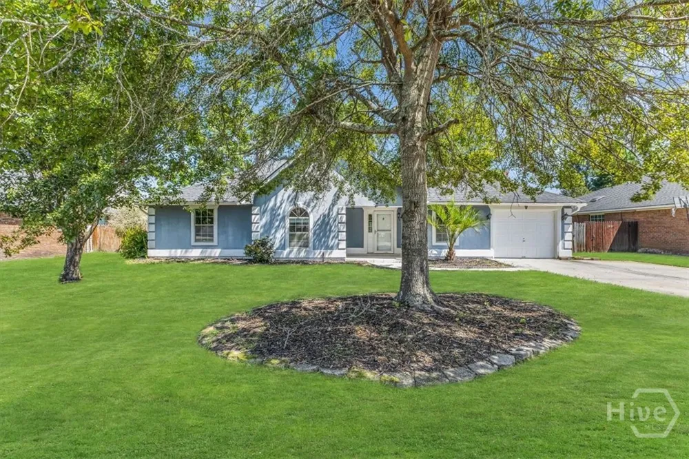1936 Heathrow Drive Hinesville, GA 31313