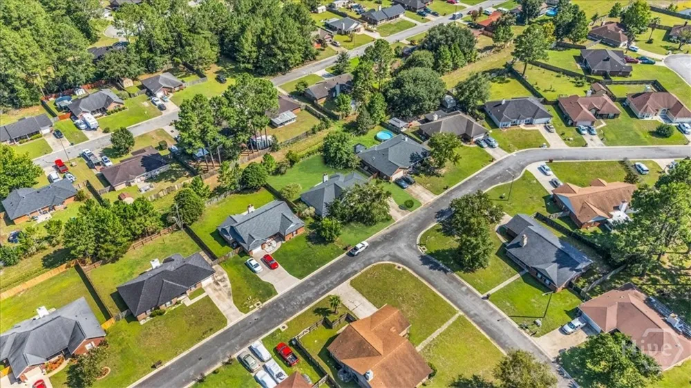 1936 Heathrow Drive Hinesville, GA 31313