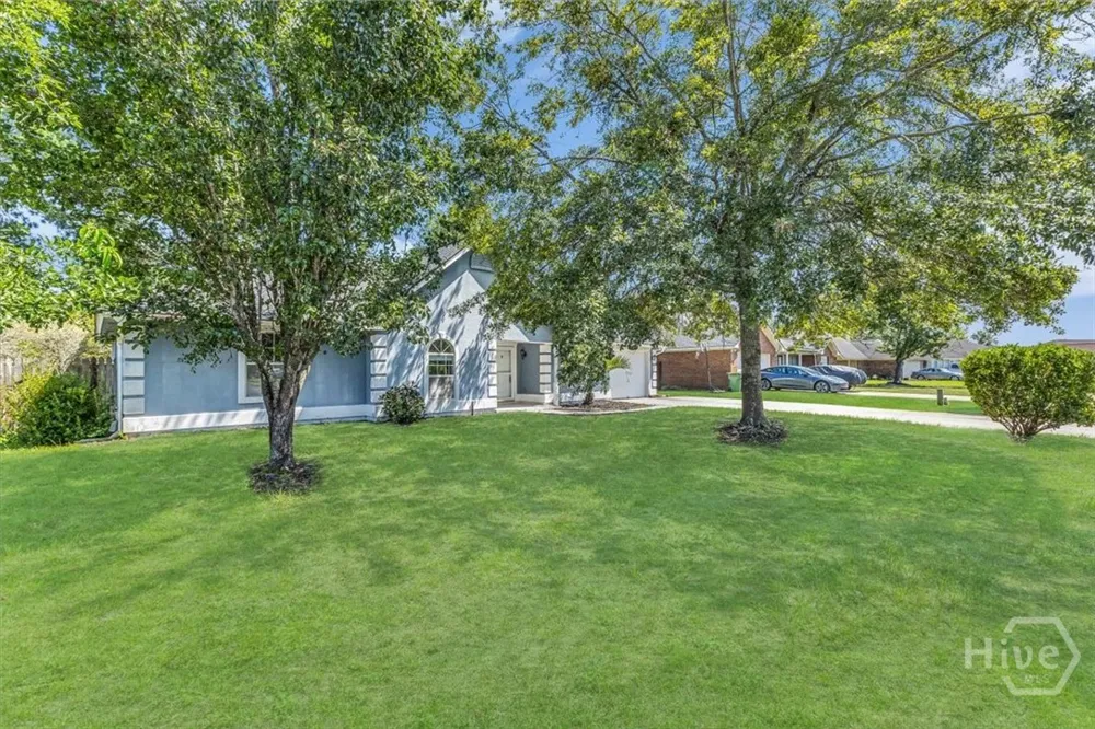 1936 Heathrow Drive Hinesville, GA 31313