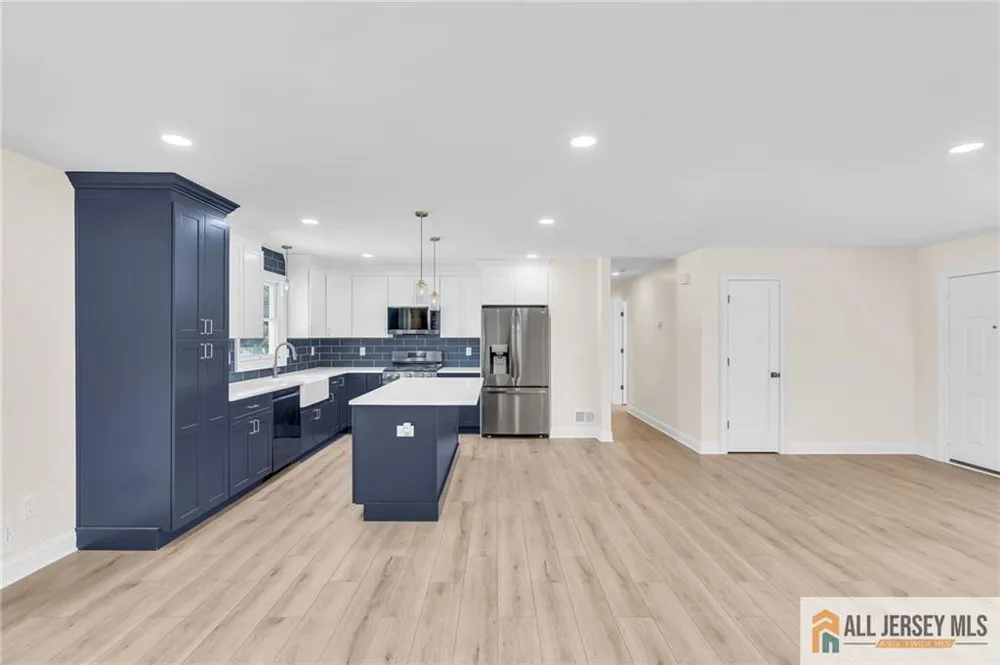 520 Beach Avenue Beachwood, NJ 08722