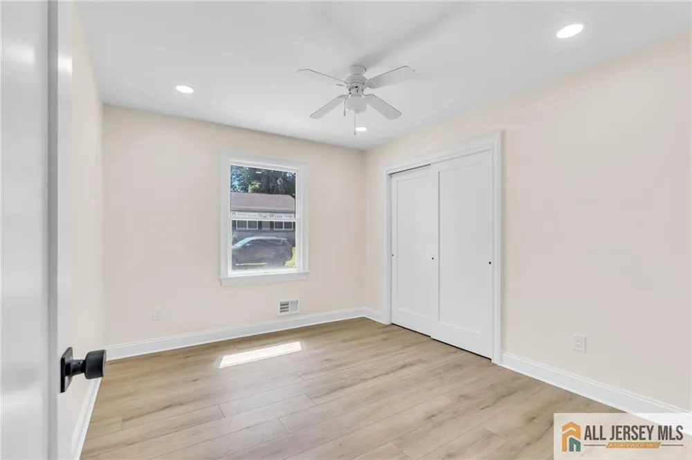 520 Beach Avenue Beachwood, NJ 08722
