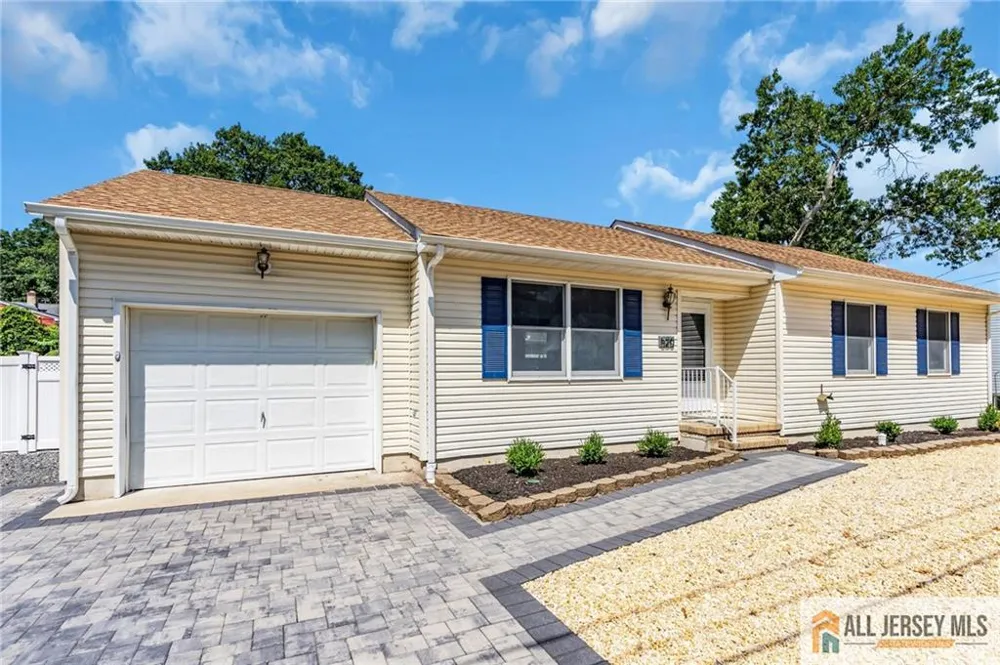 520 Beach Avenue Beachwood, NJ 08722