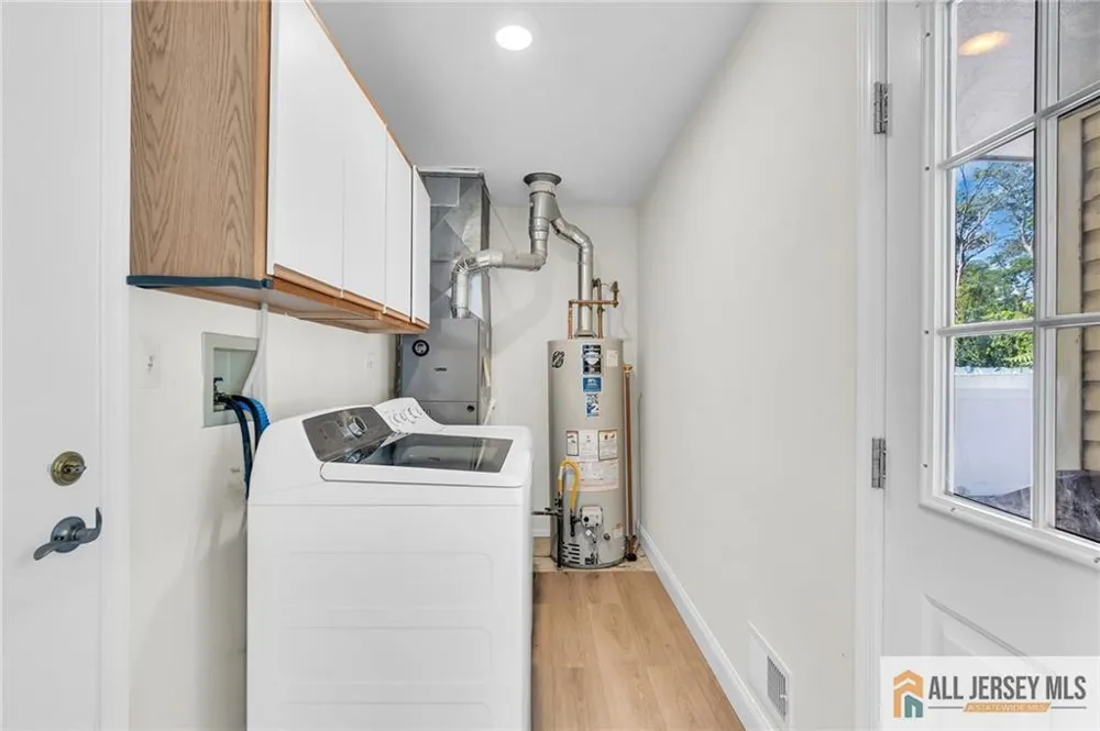 520 Beach Avenue Beachwood, NJ 08722