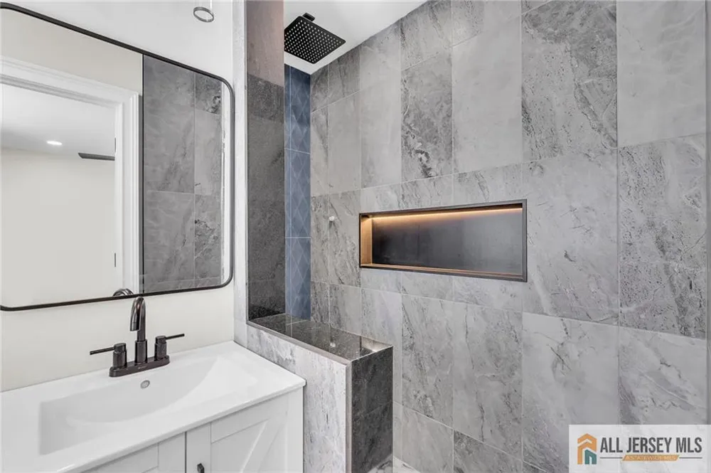 520 Beach Avenue Beachwood, NJ 08722