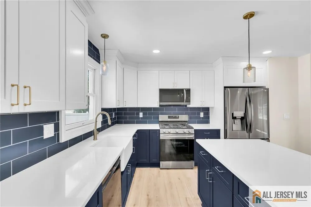 520 Beach Avenue Beachwood, NJ 08722