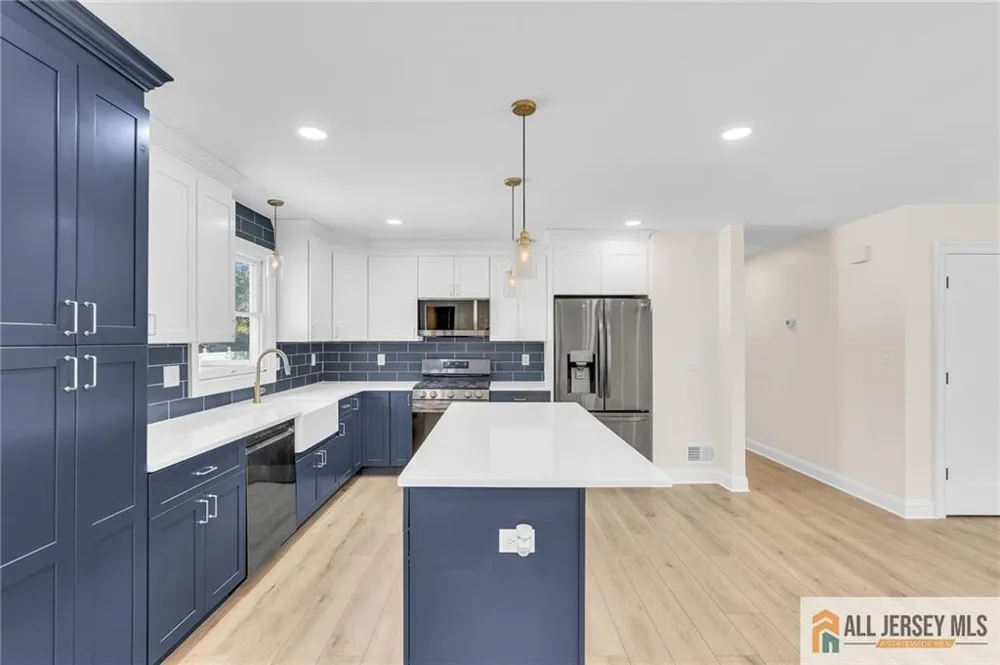 520 Beach Avenue Beachwood, NJ 08722